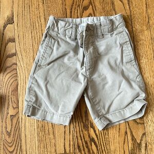 Gap Chino khaki shorts